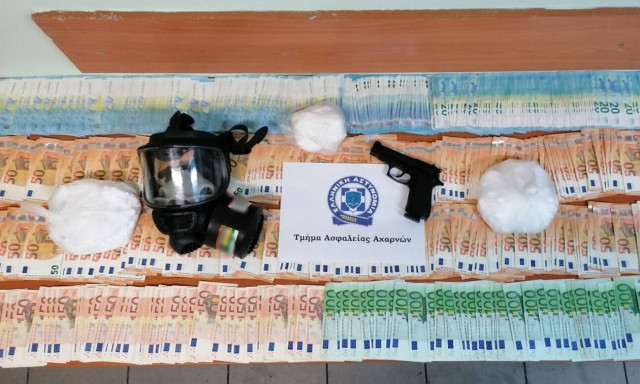«Κοκορέτσι», «κάστανα», «πράσα»: Τα συνθηματικά του κυκλώματος ναρκωτικών που εξάρθρωσε η Αστυνομία