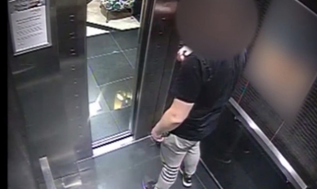 Φρίκη: Τη σκότωσε στο σεξ και την έβαλε σε βαλίτσα - Πήγε να τη θάψει αλλά τους «είδε» κάμερα (vid)