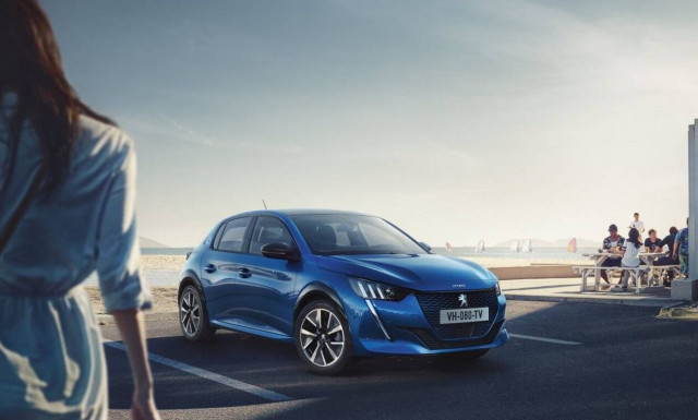 Το νέο Peugeot 208 ξεκινά από τις 13.580 ευρώ
