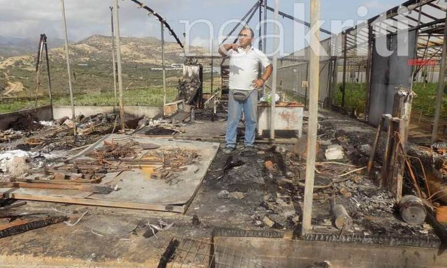 Κακοκαιρία - «Βικτώρια»: Κεραυνός «εξαφάνισε» αποθήκη στην Ιεράπετρα