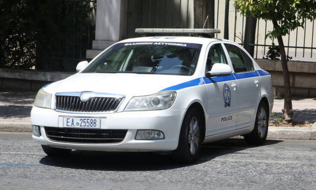 Κορυδαλλός: Δάσκαλος κατηγορείται για ασέλγεια σε βάρος 9χρονου (vid)