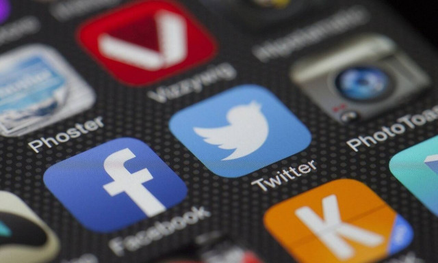 Facebook: Αυτά αλλάζουν στην εφαρμογή - Ξεχάστε όσα ξέρατε (pics)