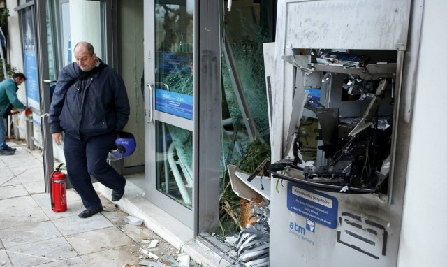 Νέα έκρηξη σε ΑΤΜ στο Περιστέρι - Μεγάλες υλικές ζημιές