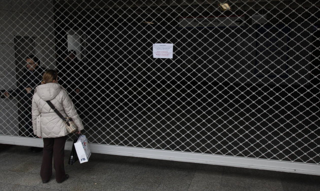 Three metro stations to close after 15:00 on Sunday 17 November