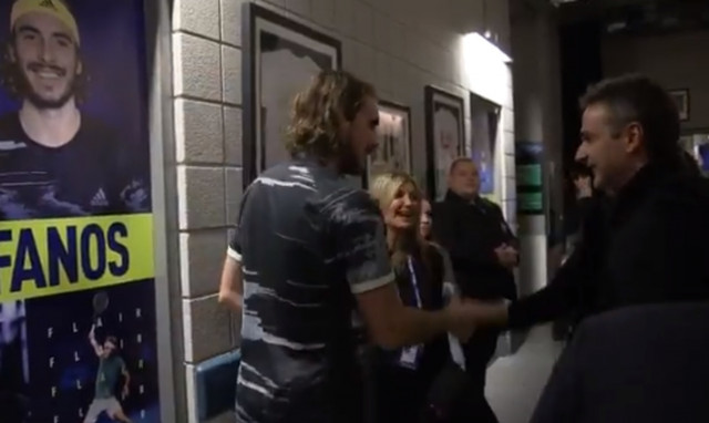 Αποθέωσαν τον Τσιτσιπά, Κυριάκος Μητσοτάκης και Μαρέβα: «Παικταρά! Δεν έχω φωνή!» (video)