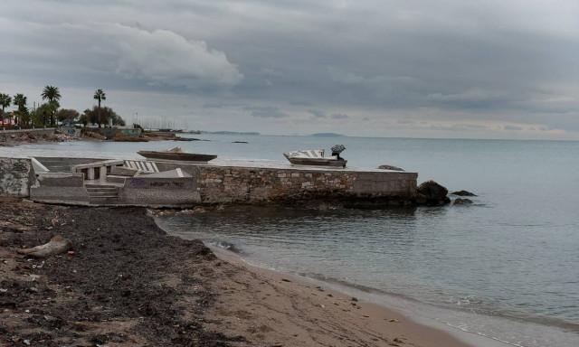 Καιρός τώρα: Συννεφιασμένη και βροχερή η Δευτέρα - Πού και πότε θα είναι έντονα τα φαινόμενα (pics)