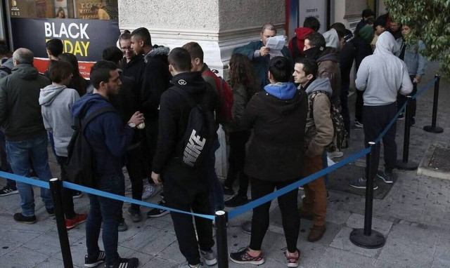 Εκπτώσεις 2019: Αντίστροφη μέτρηση για «Black Friday» και Cyber Monday - Αυτές είναι οι ημερομηνίες