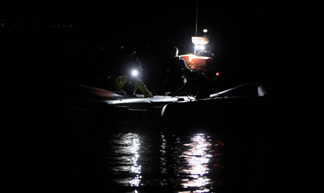 A total of 730 migrants and refugees arrived on the Greek islands while 658 more were rescued