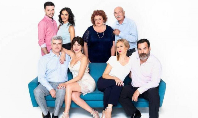 Μην αρχίζεις τη μουρμούρα: Η εξωσυζυγική περιπέτεια φέρνει αναταραχή! (Pics)