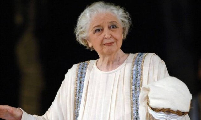 Άννα Συνοδινού: Η ηθοποιός που άλλαξε το θέατρο