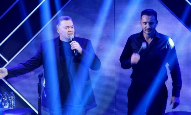 Sold out βραδιές για Μακρόπουλο και Μενιδιάτη – Δείτε ποιοι διασκέδασαν μαζί τους