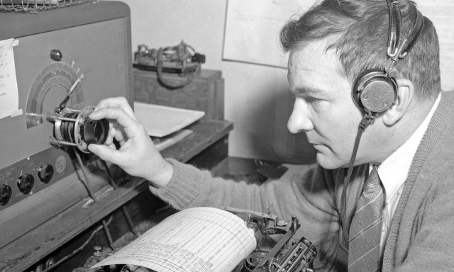 Γιατί το παγκόσμιο σήμα κινδύνου ονομάστηκε S.O.S.