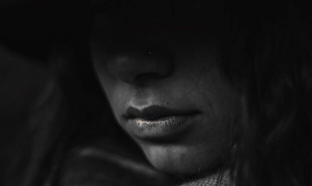 Σοκαριστικά στοιχεία: Καθημερινά δολοφονούνται 137 γυναίκες ανά τον κόσμο  