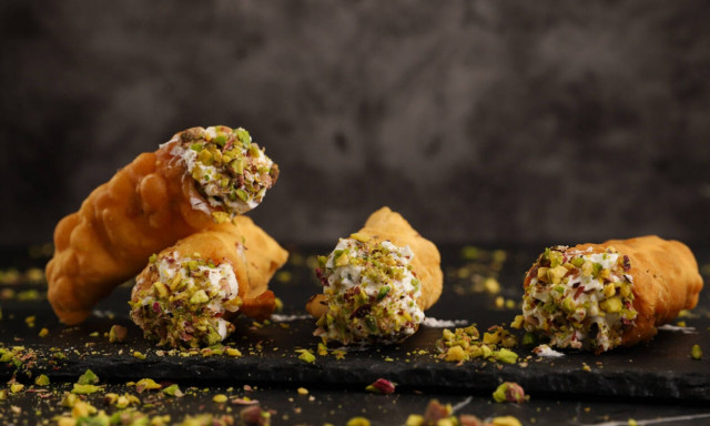 Πανεύκολη συνταγή για cannoli