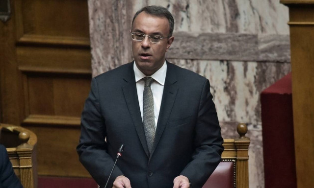 Σταϊκούρας: Σε μετρητά το μέρισμα φέτος - Τι θα γίνει με επίδομα θέρμανσης, ΕΝΦΙΑ, 13η σύνταξη