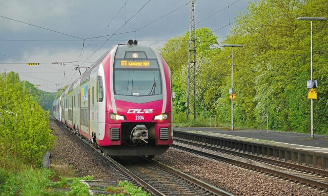 Πυροβολούσαν τρένα και η Αστυνομία τους συνέλαβε - «Πάγωσαν» μόλις βρήκαν τους δράστες (pics)