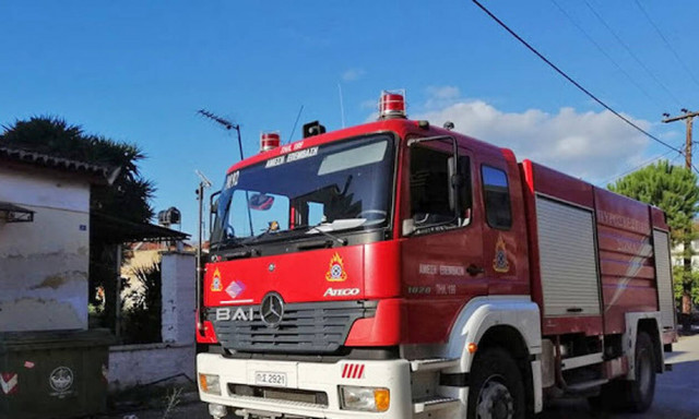 Αργολίδα: Πυρκαγιά κατέστρεψε σπίτι στη Νέα Κίο - Τραυματίας ένας ηλικιωμένος