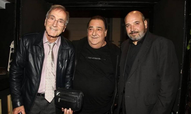 Κυκλοφόρησε το πρώτο βιβλίο του Βασίλη Καρρά – Πλήθος επωνύμων στην παρουσίαση 