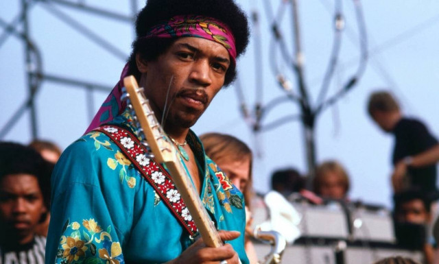 Τζίμι Χέντριξ: Σαν σήμερα το 1942 γεννήθηκε ο σπουδαιότερος κιθαρίστας όλων των εποχών (pics&vids)