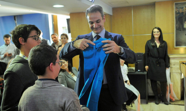 Mητσοτάκης στην Ολυμπιάδα Ρομποτικής: Ευρεία γνώση μέσα από το σχολείο του μέλλοντος