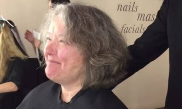 Γυναίκα μεταμορφώνεται από νοικοκυρά σε… σταρ του Χόλιγουντ!