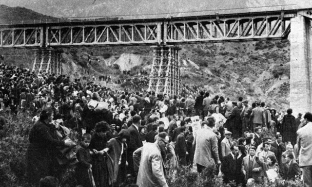 Σαν σήμερα το 1964 πνίγεται στο αίμα ο επίσημος εορτασμός στον Γοργοπόταμο 
