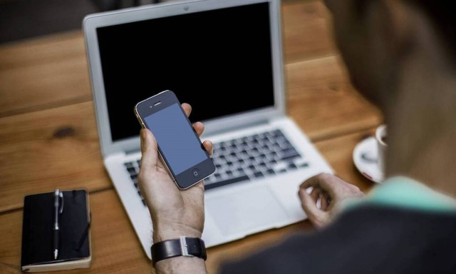 Απίστευτο: Μερακλής έφτιαξε την πιο περίεργη εφαρμογή γνωριμιών για κινητά –Δείτε τι σκέφτηκε (pics)