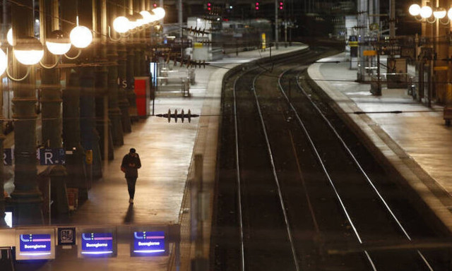 Συναγερμός στο Παρίσι: Εκκενώθηκε κεντρικός σιδηροδρομικός σταθμός