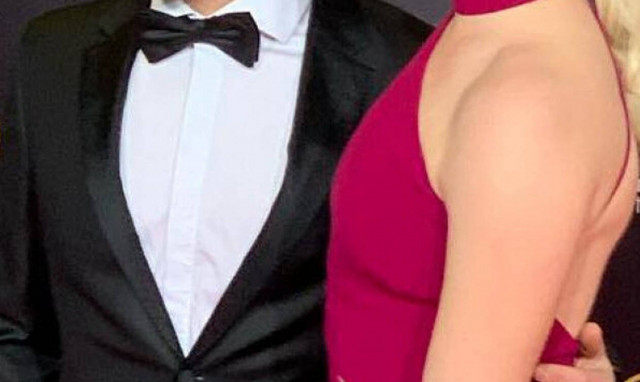 «Ο γάμος μου τελείωσε…» - Δείτε ποιο διάσημο ζευγάρι χώρισε (pics)