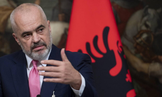 Σεισμός Αλβανία: Ευχαριστήριο μήνυμα Ράμα - Θαύμασα τους Έλληνες διασώστες, ελπίζω να σας μοιάσουμε