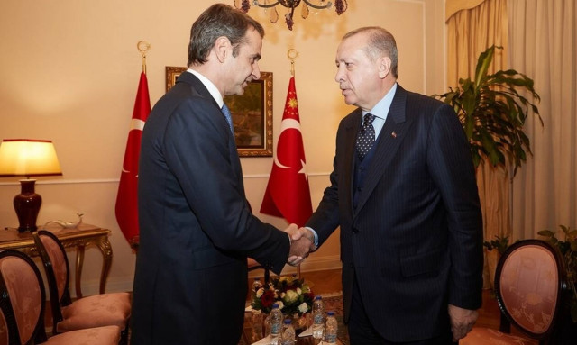 Σκληρή απάντηση του ελληνικού ΥΠΕΞ: «Κατεξοχήν παραβάτης του Διεθνούς Δικαίου η Τουρκία»