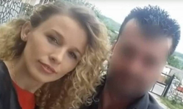 Κατερίνη: Σπαραγμός στην κηδεία της 29χρονης λεχώνας – Ξεσπούν οι συγγενείς της