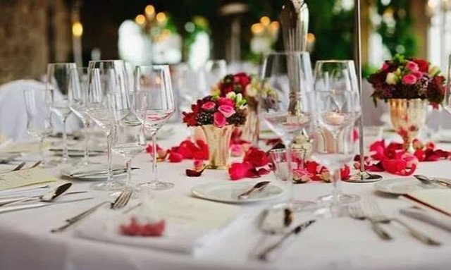 Τσάκωσε τον άντρα της να την απατά από μια... κριτική εστιατορίου - Δείτε τι συνέβη