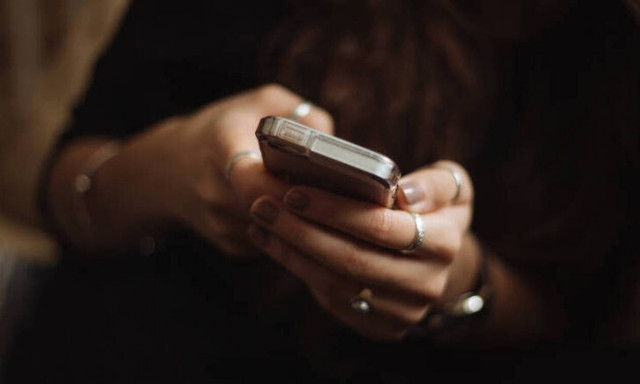 Κινητή τηλεφωνία: Έρχονται μειώσεις και διπλασιασμός data - Πότε και για ποιους