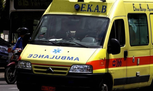 Τραγωδία Ίλιον: Συγκλονίζει ο πατέρας του νεκρού αγοριού – «Έκανα μαλάξεις, έδωσα το φιλί της ζωής» 