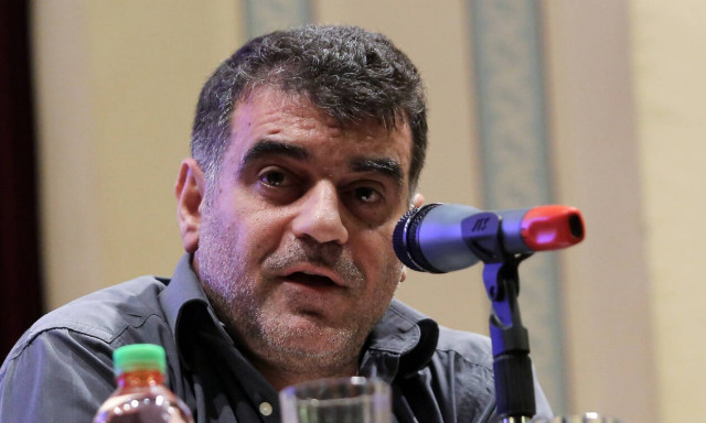 Βαρύ πένθος για τον Κώστα Βαξεβάνη