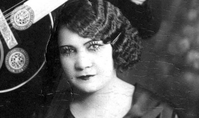 Ρόζα Εσκενάζυ: Σαν σήμερα πέθανε η κορυφαία ρεμπέτισσα