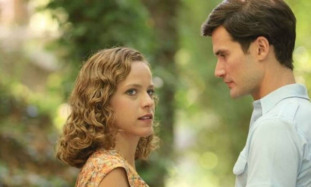 Άγριες Μέλισσες: Νικηφόρος και Ασημίνα παντρεύονται