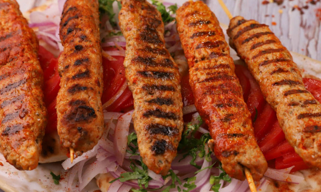 Η συνταγή της ημέρας: Άδανα κεμπάπ