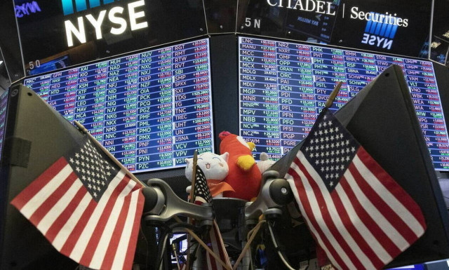 Ο Τραμπ «βύθισε» τη Wall Street - Μικρά κέρδη για το πετρέλαιο