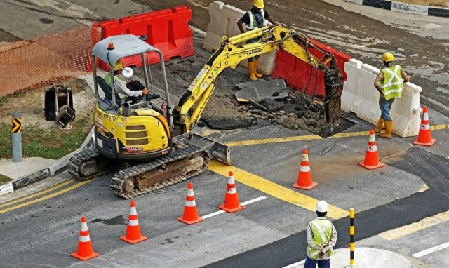 Άφωνοι οι εργάτες: Ανακάλυψαν θησαυρό ενώ έσκαβαν; (pics)