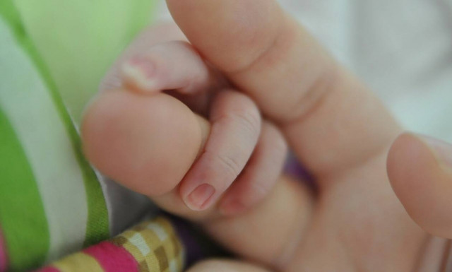 Μητέρες σε κλειστό πρόγραμμα απεξάρτησης επισκέφθηκε ο Βασίλης Κικίλιας στο «18 Άνω»