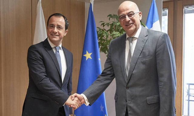 Τηλεφωνική επικοινωνία Δένδια - Χριστοδουλίδη για το ραντεβού Μητσοτάκη - Ερντογάν