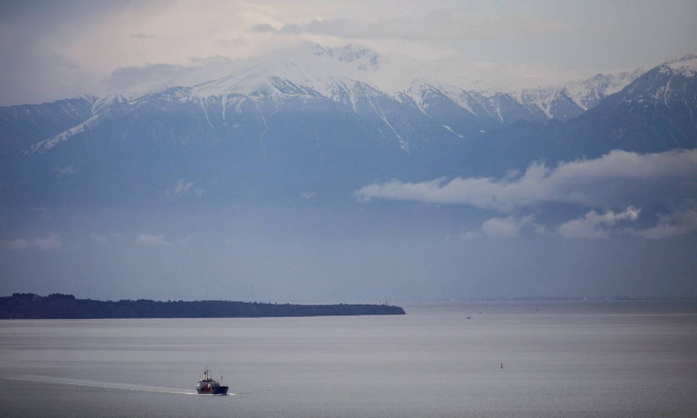 Καιρός τώρα: Με βροχές και τσουχτερό κρύο η Πέμπτη - Πού θα χιονίσει