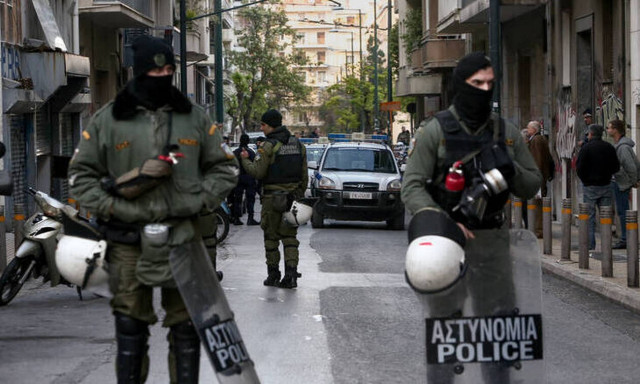 Λήγει το τελεσίγραφο Χρυσοχοΐδη στους καταληψίες – Τι σχεδιάζει η ΕΛ.ΑΣ.