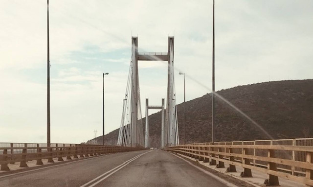 Με αυτήν την φωτογραφία της Χαλκίδας θα δακρύσεις