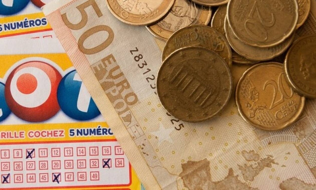 Αυτό θα πει τύχη! Κέρδισε το λαχείο – Αυτό όμως που του συνέβη στη συνέχεια είναι πρωτοφανές (pics)