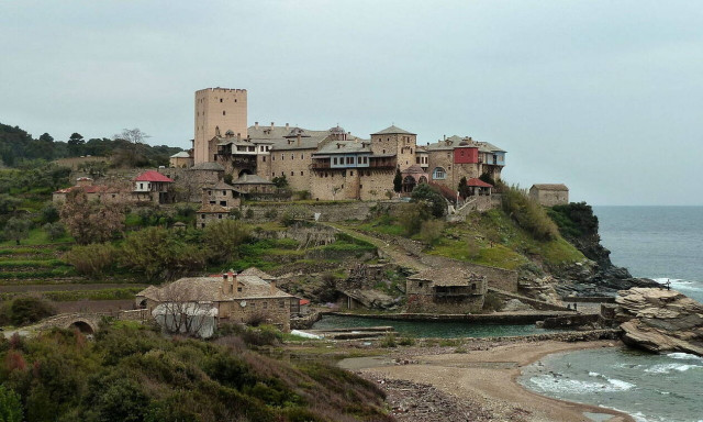 Θρίλερ με οστά γυναίκας στο Άγιο Όρος - Συγκλονιστικές αποκαλύψεις