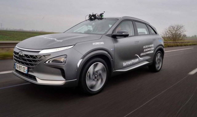 Πόσα χιλιόμετρα λέτε ότι διένυσε το Hyundai Nexo με τις ενεργειακές κυψέλες;  