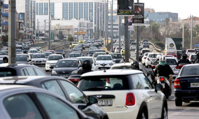 Κίνηση: Χάος στην Αθήνα - Ποιους δρόμους να αποφύγετε